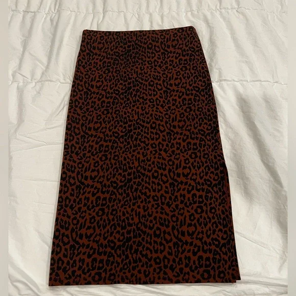 LOFT leopard print midi skirt sz S - Picture 4 of 8